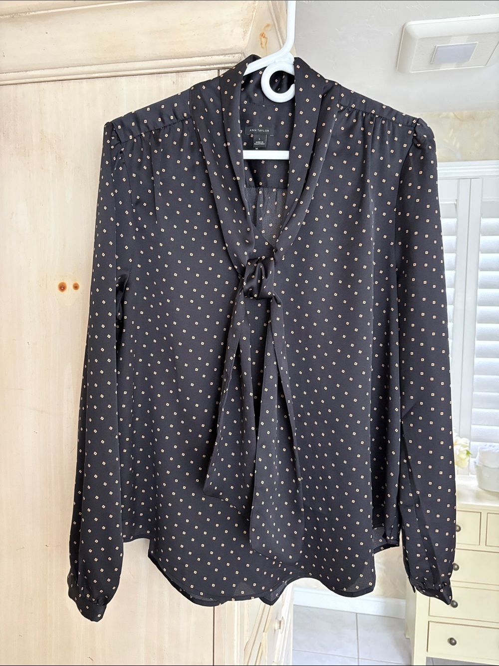 Ann Taylor Tie-Neck Black Background, Tan Polka Dot V-neck Blouse